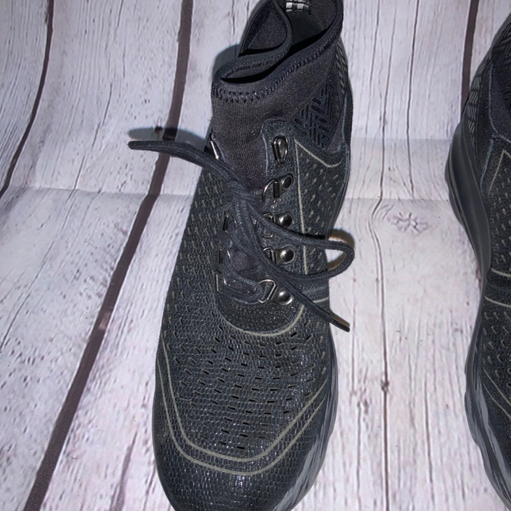 Jambu Booties - Picture 4 of 9